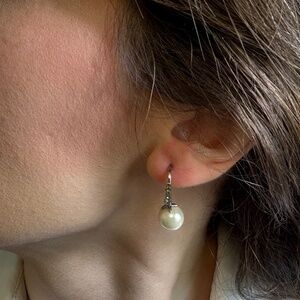 Stella & Dot Pearl Earrings